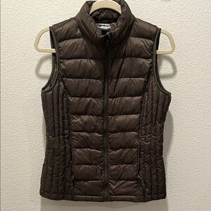 32 Degrees Olive Green Puffer Vest